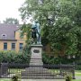 Der Lessing-Platz. In dem Wohnhaus hatte sich Lessing eingemietet, um hier mit Freunden in geselligen Abenden zu diskutieren. Nach getaner Arbeit in der Herzogin Anna Amalia Bibliothek in Wolfenbüttel. 